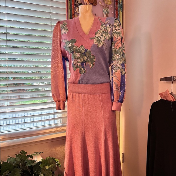 Phillipe Marques 2-piece set. Very pretty! - Picture 1 of 5